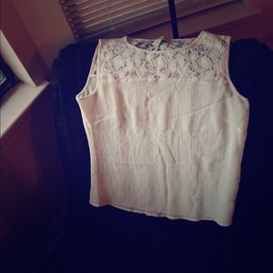 Ivory lace detailed tank